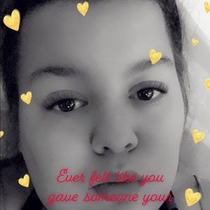 Meet your Posher, Monica